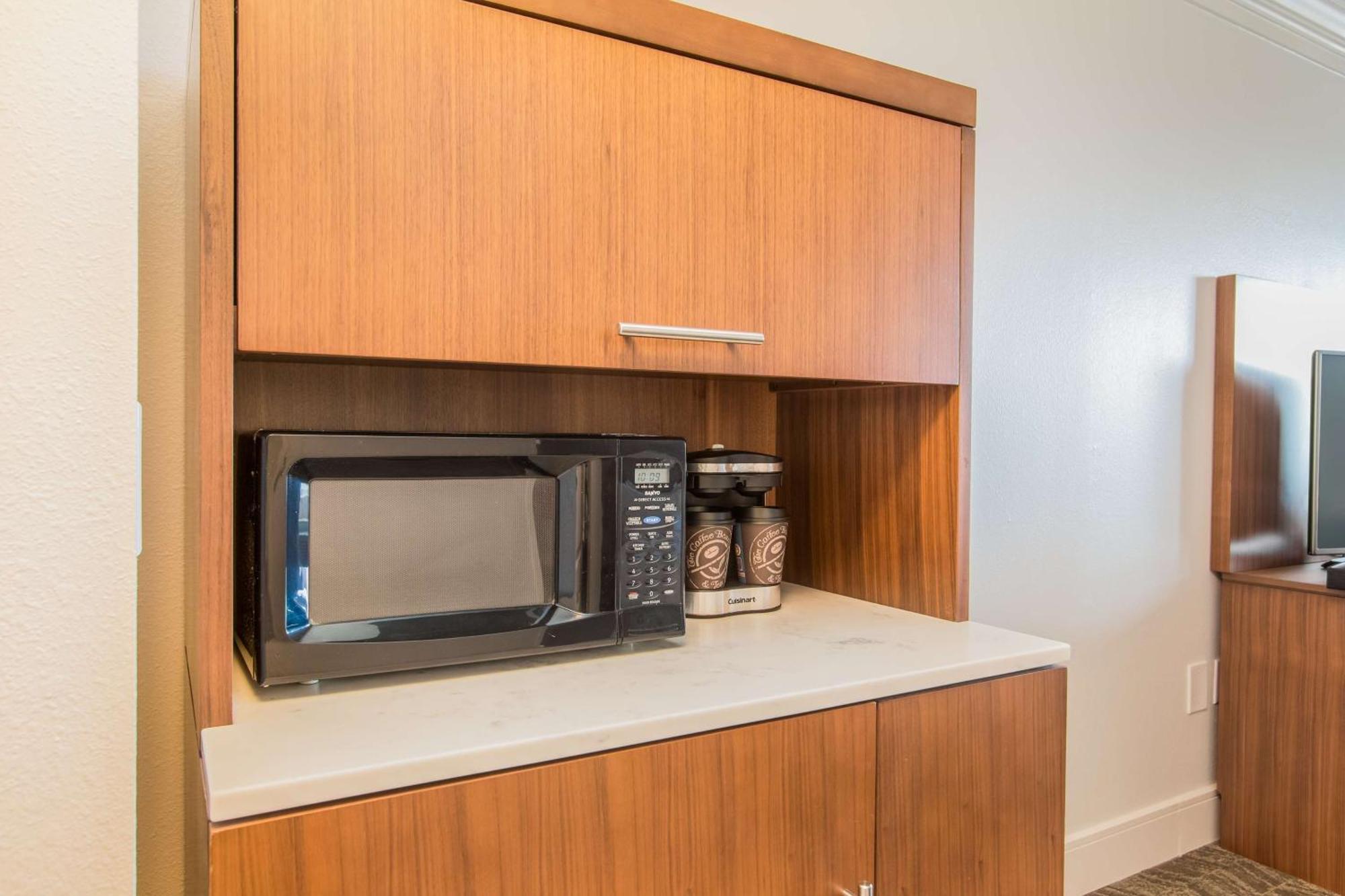 Hilton Pensacola Beach Bagian luar foto
